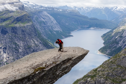 Du lịch Na Uy: Hành trình tới Lưỡi quỷ Na Uy (Trolltunga)